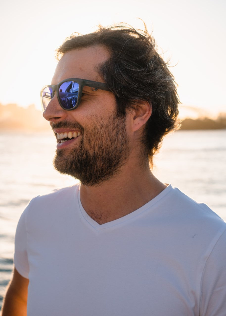 MEN: HOW TO FIGHT HAIR LOSS